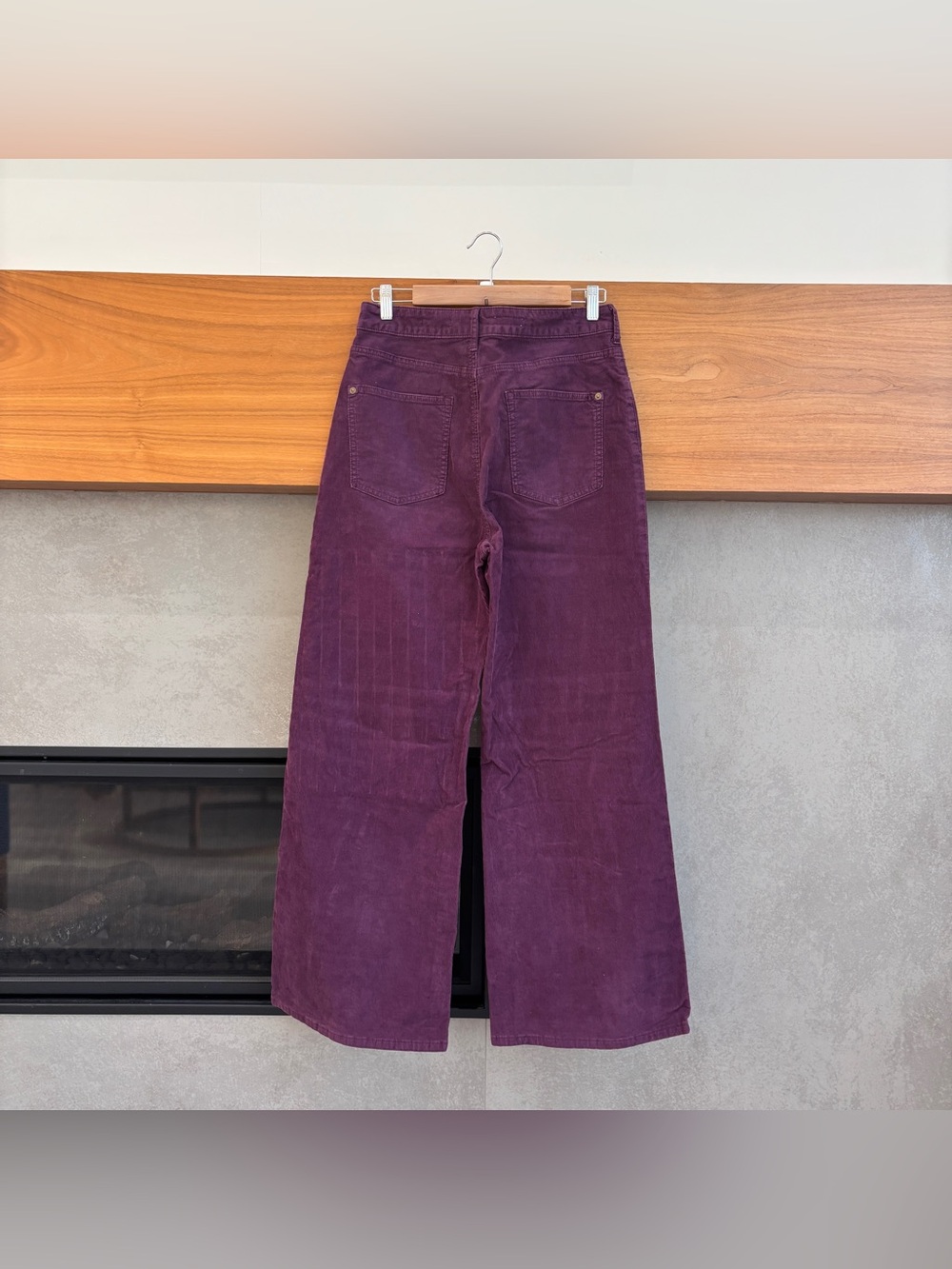 Pilcro Corduroy wide leg pants, Size 30 - Picture 7 of 9